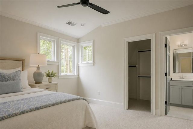 5213 W 70th Terrace, Prairie Village, KS 66208