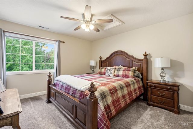 1877 E Woodvalley St, Eagle, ID 83616