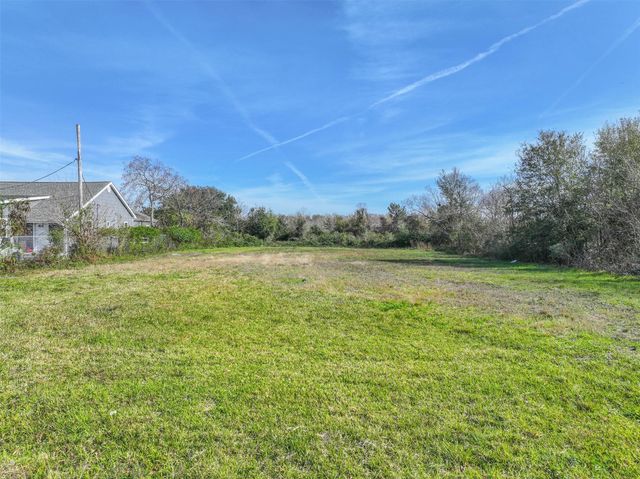 00 29th St, Texas City, TX 77590