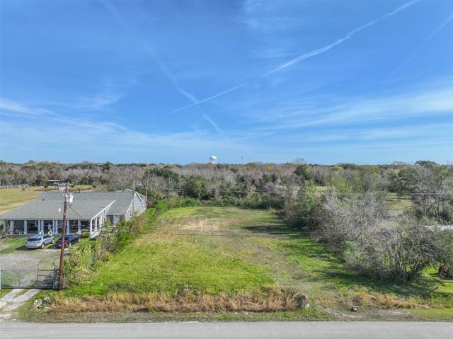 00 29th St, Texas City, TX 77590