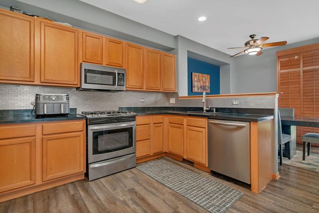 16107 Huron Street, Crest Hill, IL 60403