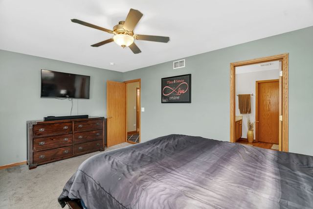 16107 Huron Street, Crest Hill, IL 60403