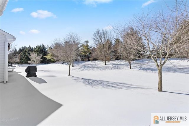 64 Diamond Spring Drive, Monroe, NJ 08831