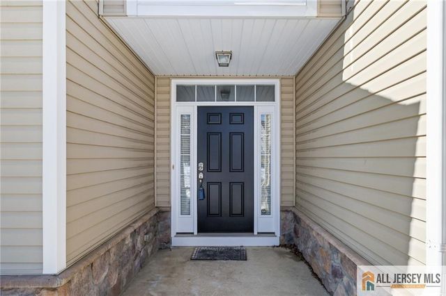 64 Diamond Spring Drive, Monroe, NJ 08831