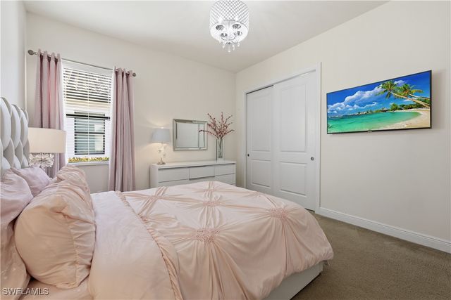 4573 Tamarind WAY, Naples, FL 34119