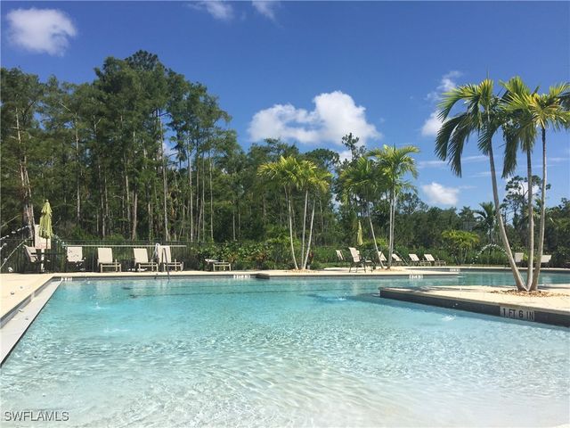 4573 Tamarind WAY, Naples, FL 34119