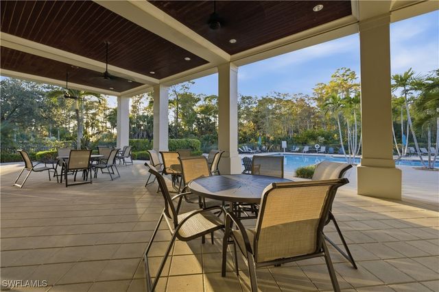 4573 Tamarind WAY, Naples, FL 34119