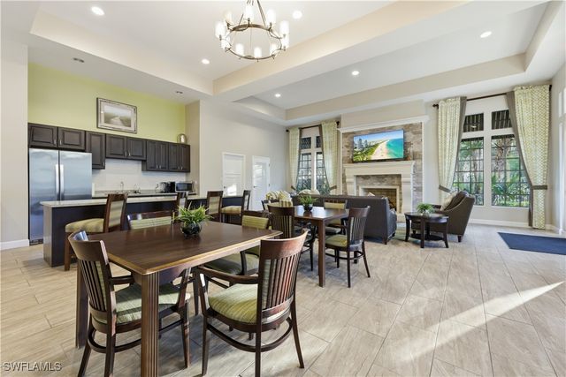 4573 Tamarind WAY, Naples, FL 34119