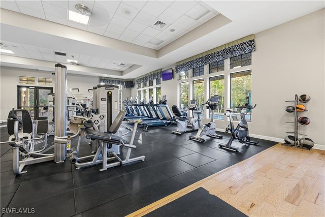 4573 Tamarind WAY, Naples, FL 34119