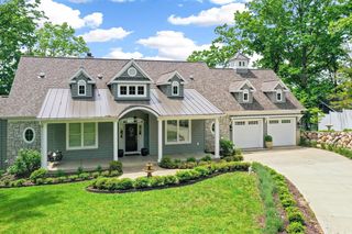 58604 E Clear Lake Road, Fabius Twp, MI 49093
