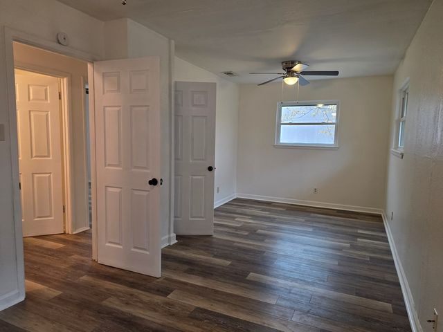 221 Miller St, Kerrville, TX 78028