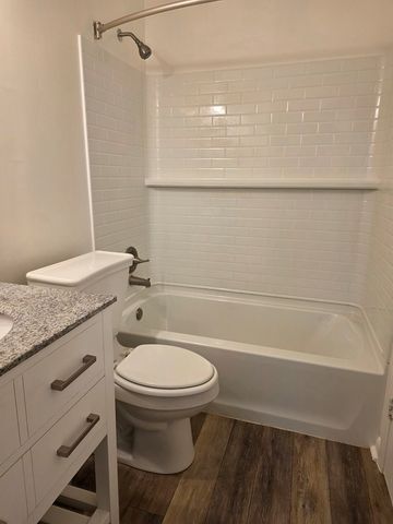 221 Miller St, Kerrville, TX 78028