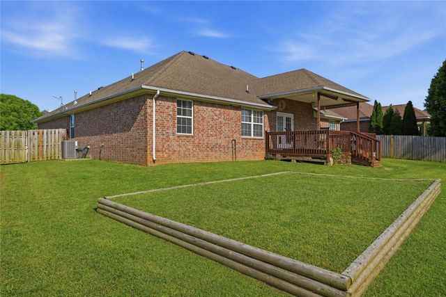 470 McKissic Spring Road, Centerton, AR 72719