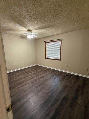 6705 CHASE RD, Millington, TN 38083