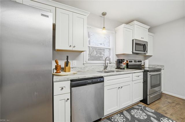 812 Ridgeway AVE, Hampton, VA 23661