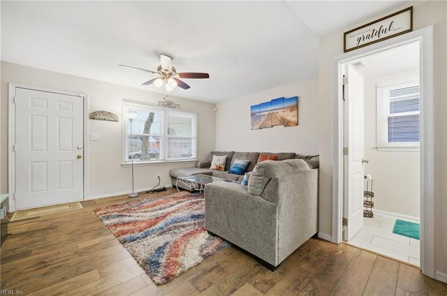 812 Ridgeway AVE, Hampton, VA 23661