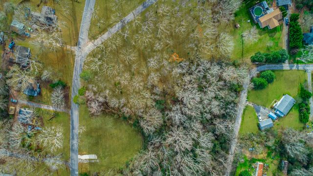 323 N Jenkins Road, Rossville, GA 30741