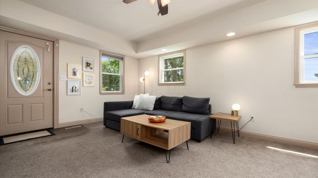 215 N 13th Street, Newark, OH 43055
