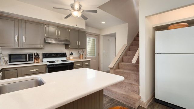 215 N 13th Street, Newark, OH 43055