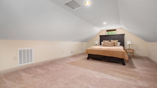 215 N 13th Street, Newark, OH 43055