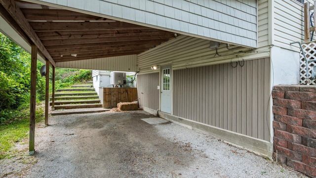215 N 13th Street, Newark, OH 43055