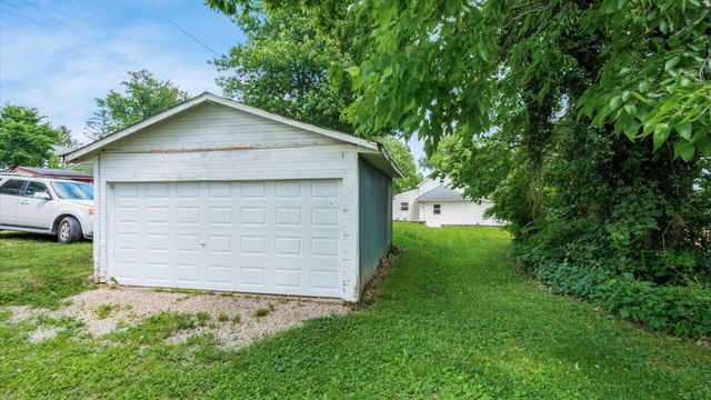 215 N 13th Street, Newark, OH 43055