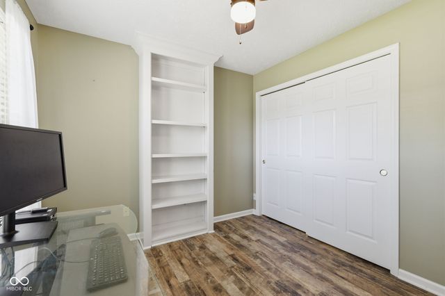 2100 Liberty Way Drive, Greenwood, IN 46143
