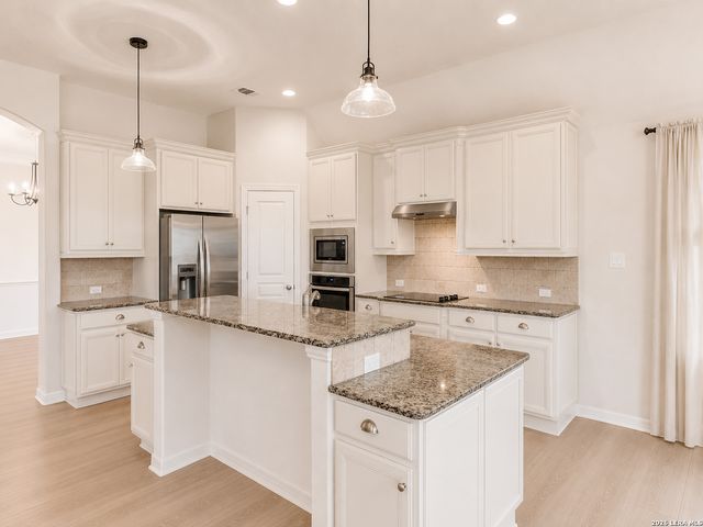 164 AUTUMN RDG, Boerne, TX 78006