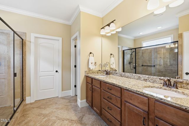 556 Rockport Drive, Clayton, NC 27527