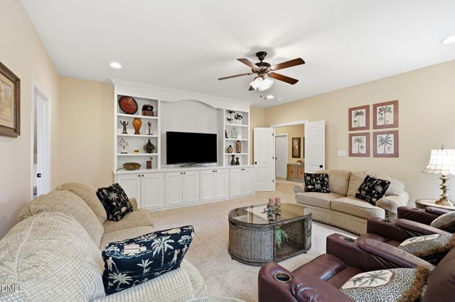 556 Rockport Drive, Clayton, NC 27527