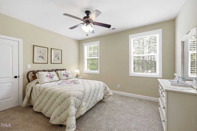 556 Rockport Drive, Clayton, NC 27527