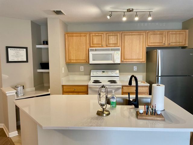 425 S Villa San Marco 103, St Augustine, FL 32086