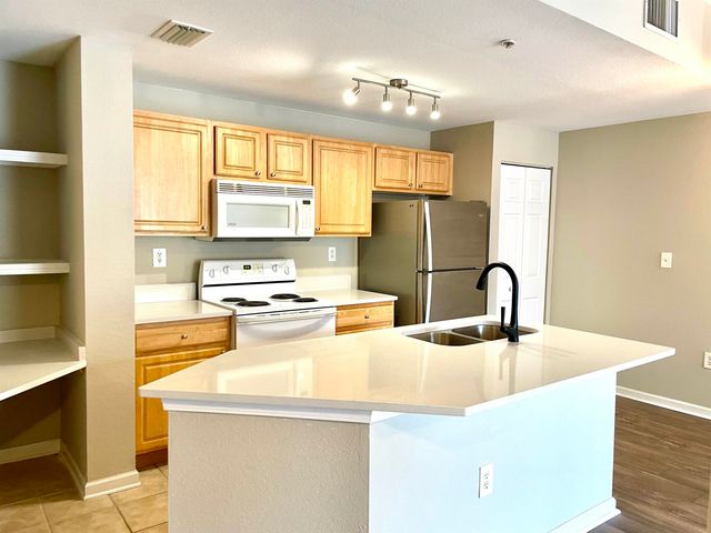 425 S Villa San Marco 103, St Augustine, FL 32086