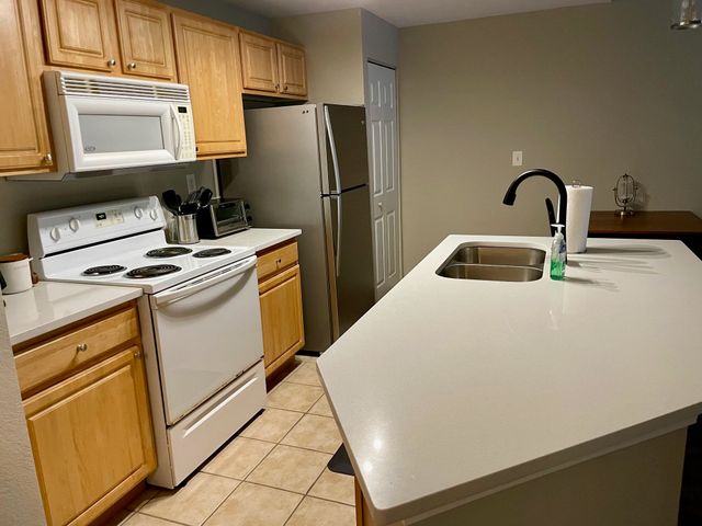 425 S Villa San Marco 103, St Augustine, FL 32086