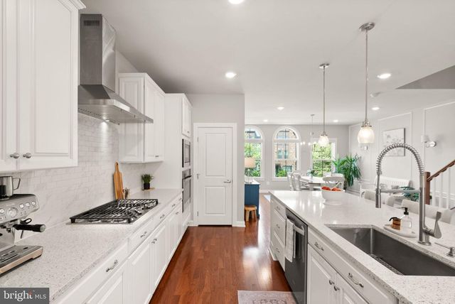 22286 FOUNDATION DR, Ashburn, VA 20148