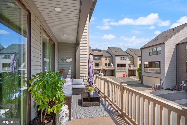 22286 FOUNDATION DR, Ashburn, VA 20148