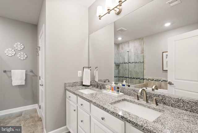22286 FOUNDATION DR, Ashburn, VA 20148