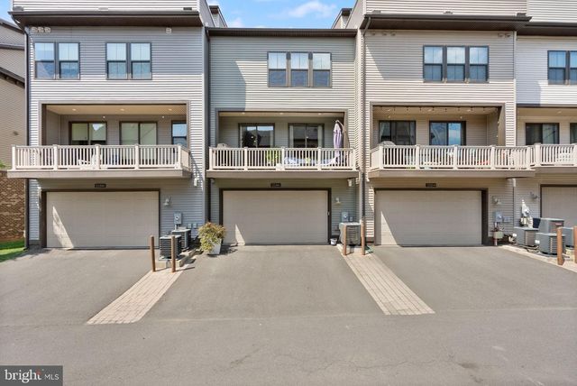 22286 FOUNDATION DR, Ashburn, VA 20148