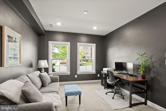 22286 FOUNDATION DR, Ashburn, VA 20148