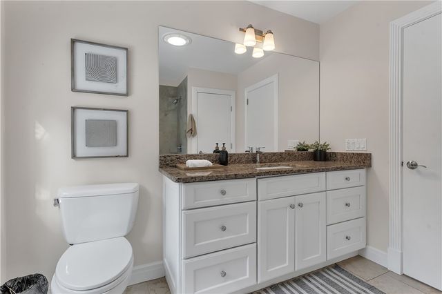 275 Meshanticut Valley Parkway, Cranston, RI 02920