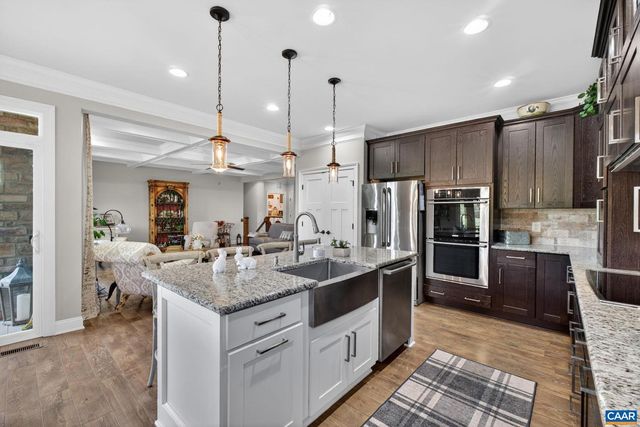 93 LAKEVIEW CT, Zion Crossroads, VA 22952
