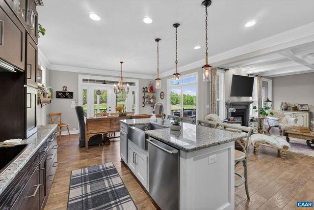 93 LAKEVIEW CT, Zion Crossroads, VA 22952