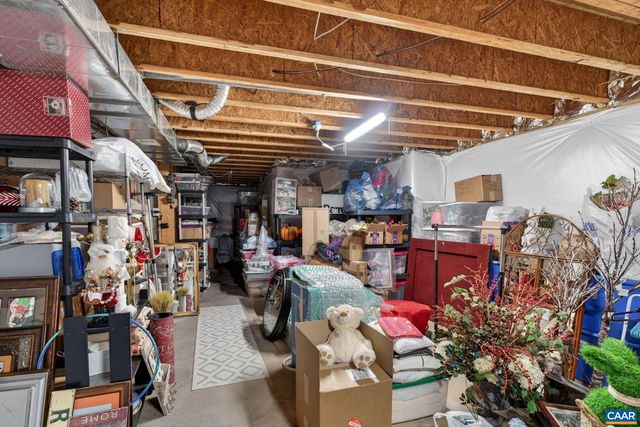 93 LAKEVIEW CT, Zion Crossroads, VA 22952