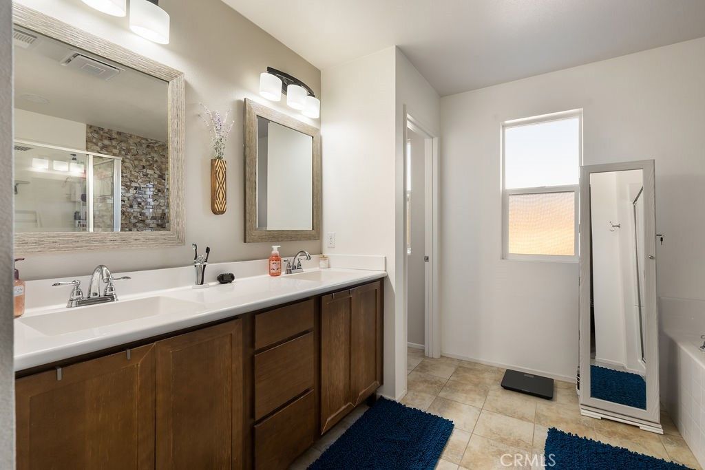 Image 27 of property listing at 36625 Straightaway, Beaumont, CA 92223