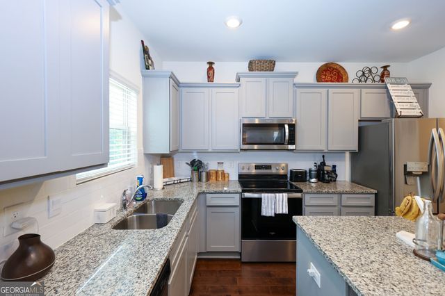 931 Avenida Way 43, Mcdonough, GA 30252