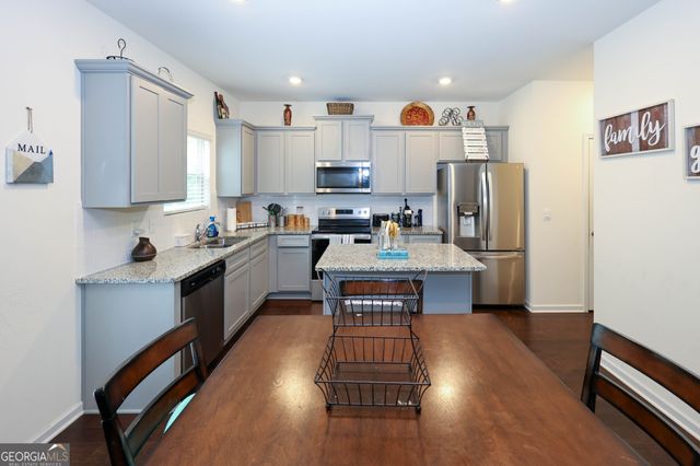 931 Avenida Way 43, Mcdonough, GA 30252