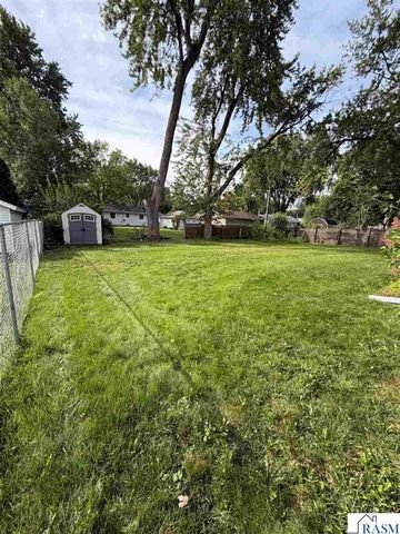 145 Rita Road, Mankato, MN 56001