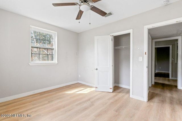 3135 SOUTEL Drive, Jacksonville, FL 32208