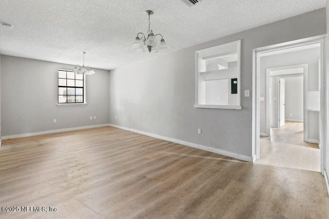 3135 SOUTEL Drive, Jacksonville, FL 32208