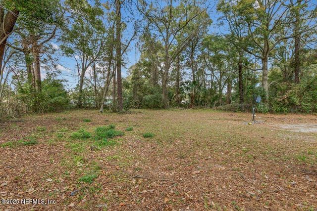 3135 SOUTEL Drive, Jacksonville, FL 32208